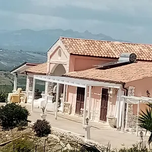  Apartment La Valle Degli Dei