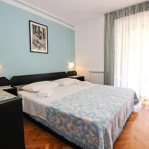hotellátogatás